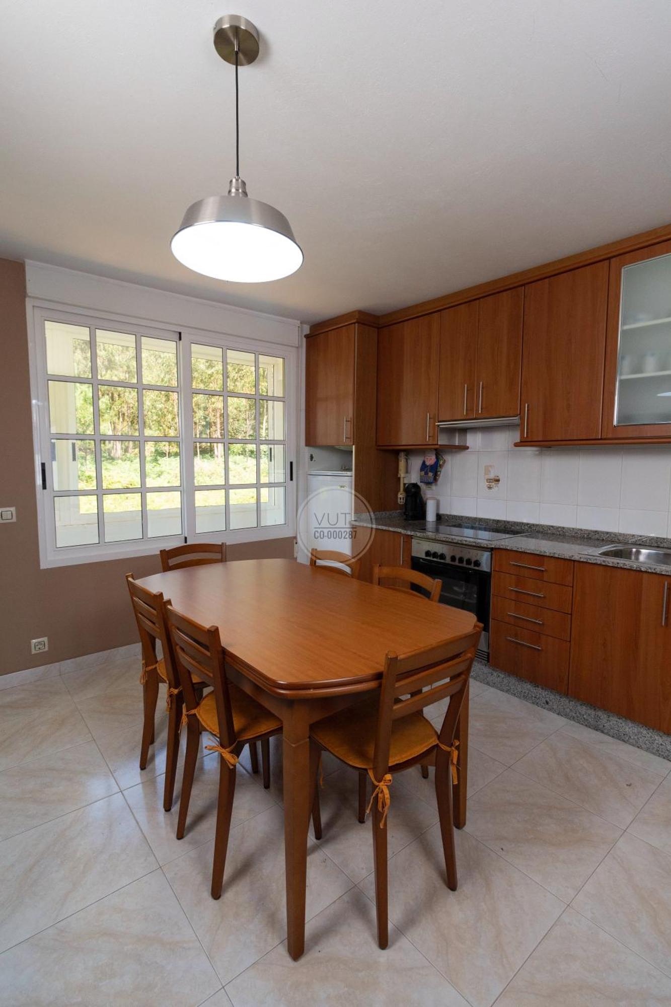 Apartamento Costero Ubicado En Sardineiro Estorde Bagian luar foto